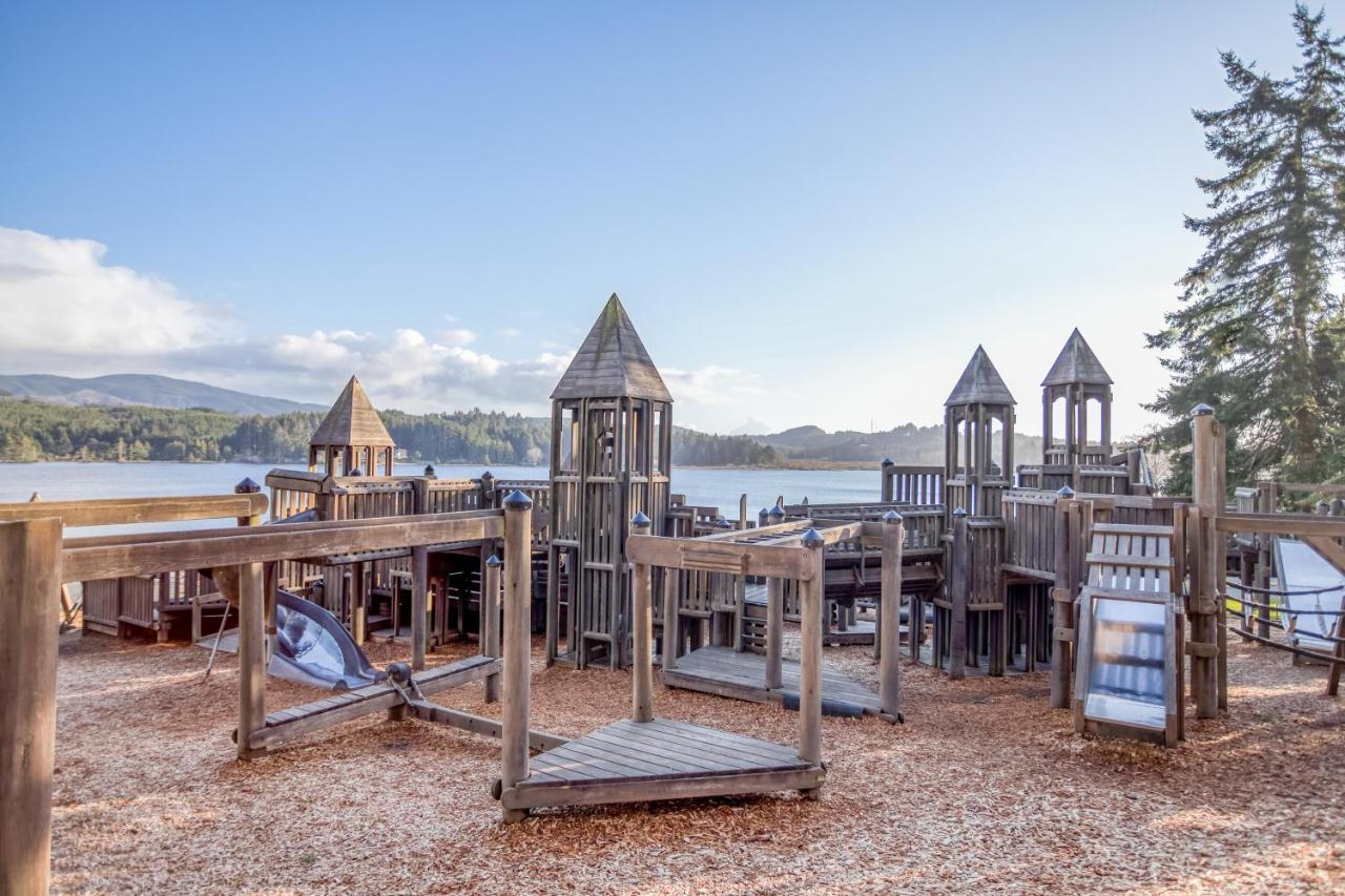 Regatta Park Lake House Линкольн-Сити Экстерьер фото
